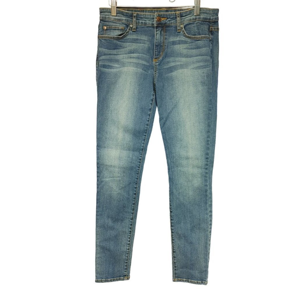 Joe's Jeans “The Skinny” Jeans